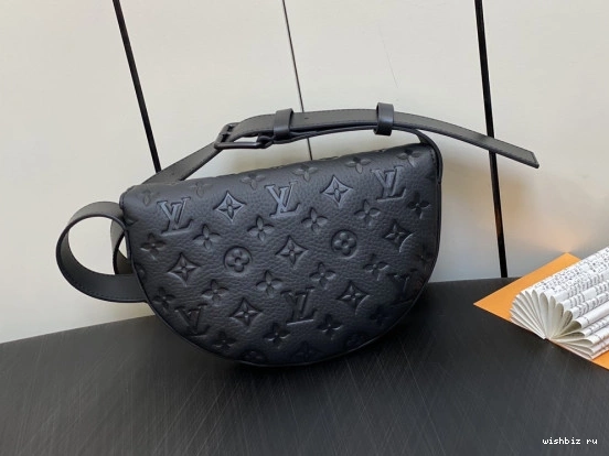 WIS VUITTON Moon Crossbody LOUIS 0810